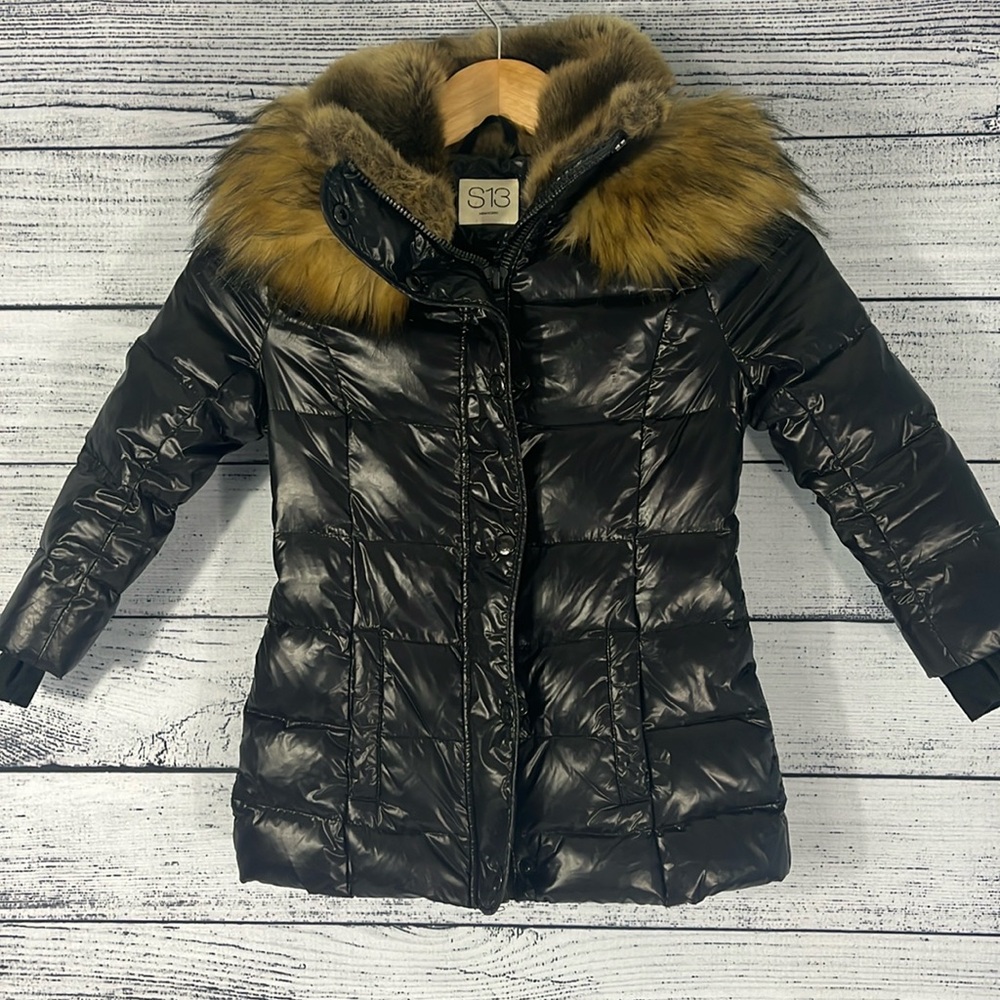 S13-Shiny Black Puffer Coat with Faux Fur Hood
